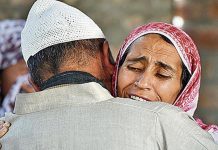 কাশ্মীরে নাবালককে মানব প্রাচীর হিসেবে ব্যবহার করে নির্মমভাবে হত্যা লস্কর জঙ্গিদের/The News বাংলা