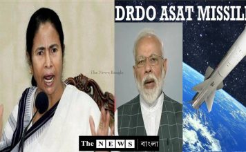 ভোটের আগে স্যাটেলাইট অস্ত্রের ঘোষণা কেন, মোদীর বিরুদ্ধে কমিশনে নালিশ তৃণমূলের ভোটের আগে স্যাটেলাইট অস্ত্রের ঘোষণা কেন, মোদীর বিরুদ্ধে কমিশনে নালিশ তৃণমূলের/The News বাংলা