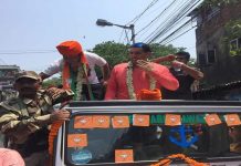 অনুপমের হয়ে যাদবপুরে প্রচারে অংশ নিলেন WWE চ্যাম্পিয়ন গ্রেট খালি/The News বাংলা